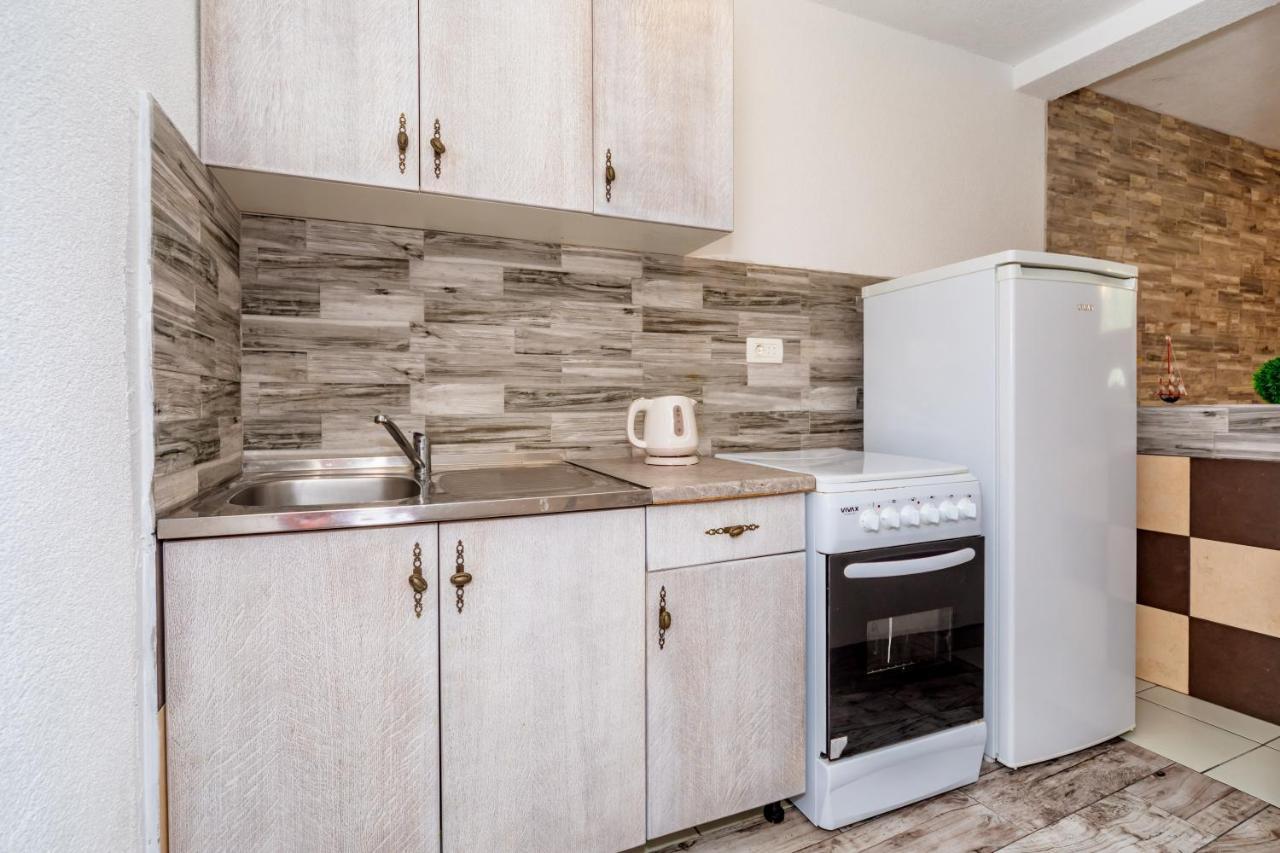 Apartmani Lira Сутоморе Екстер'єр фото